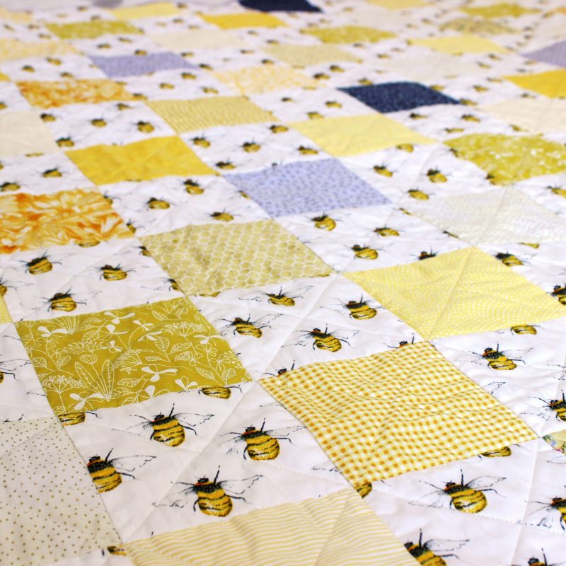 Bee quilt - Image 5