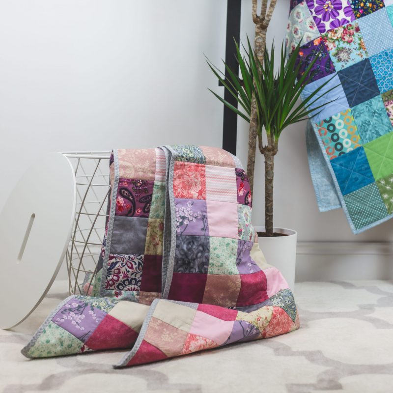 Soft pastel pink quilt - Image 6
