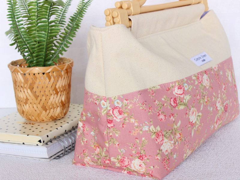 Large knitting bag- pink vintage floral - Image 2