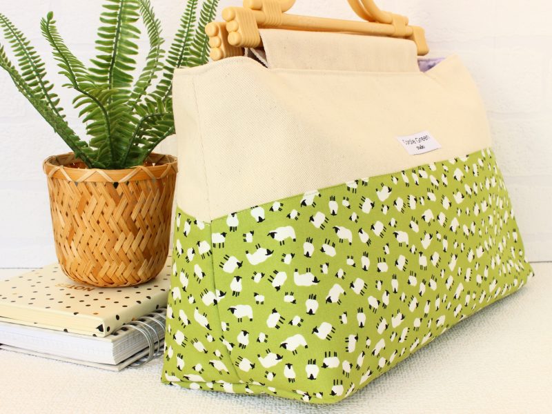 Large knitting bag- sheep - Image 2