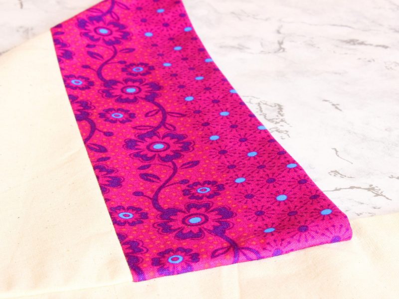 Knot bag- magenta floral - Image 3