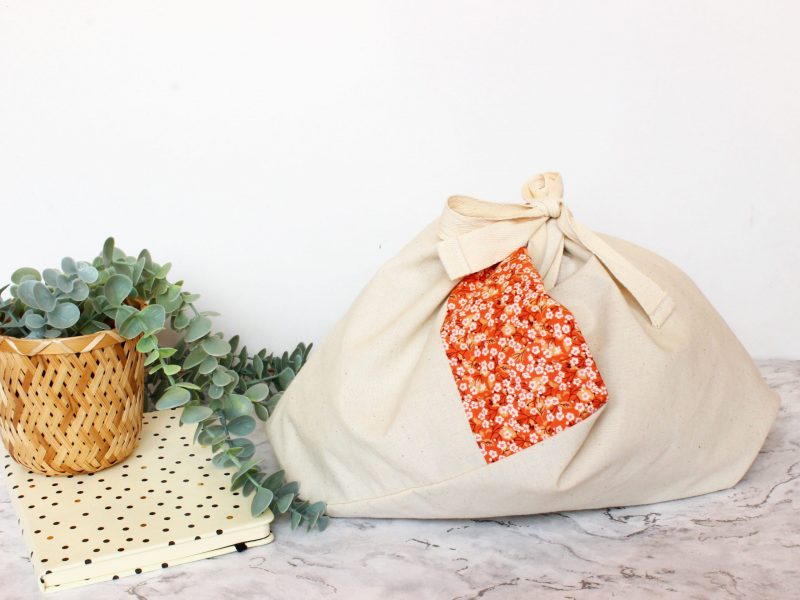 Knot bag- orange ditsy floral