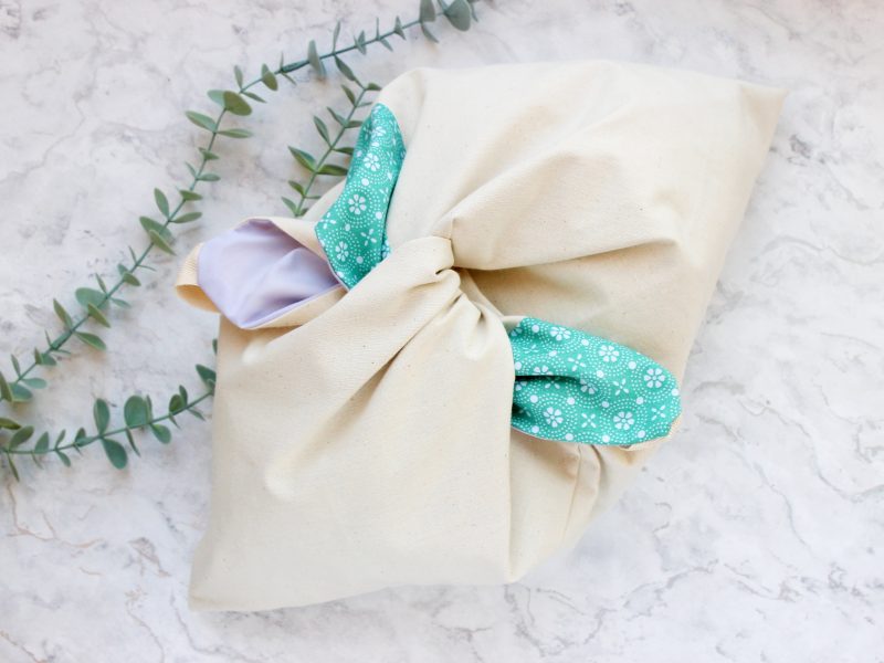 Knot bag- aqua white tiles - Image 4
