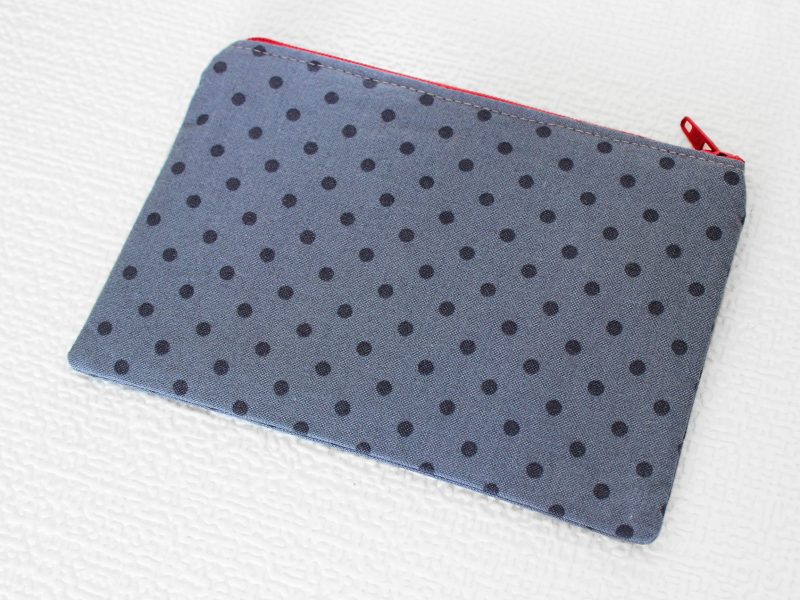 Mini zipped purse- grey spotty - Image 2