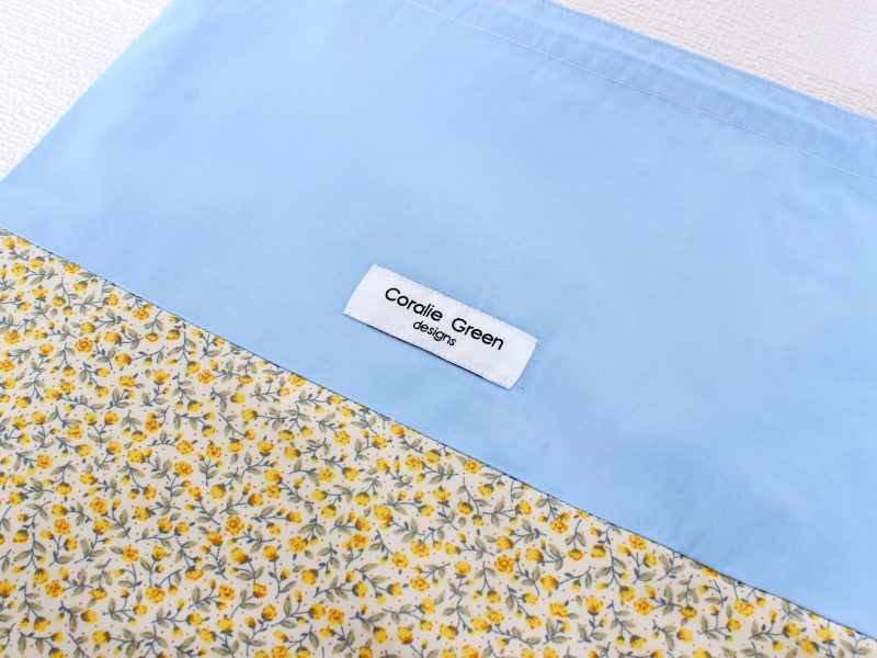 Drawstring bag- ditsy yellow flowers - Image 3