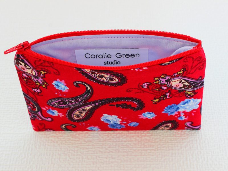 Mini zipped purse- red paisley - Image 4