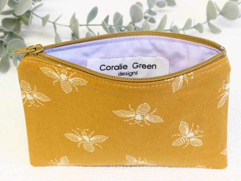 Mini zipped purse- bees - Image 2