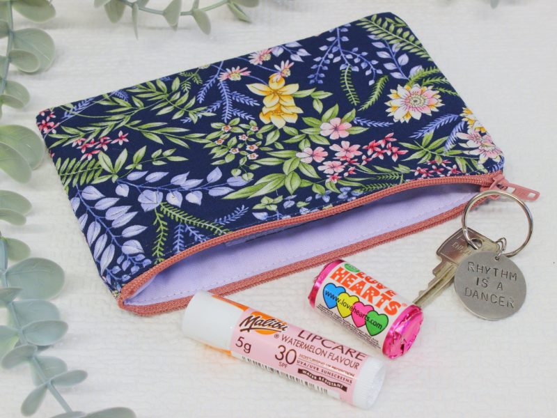 Mini zipped purse- navy floral