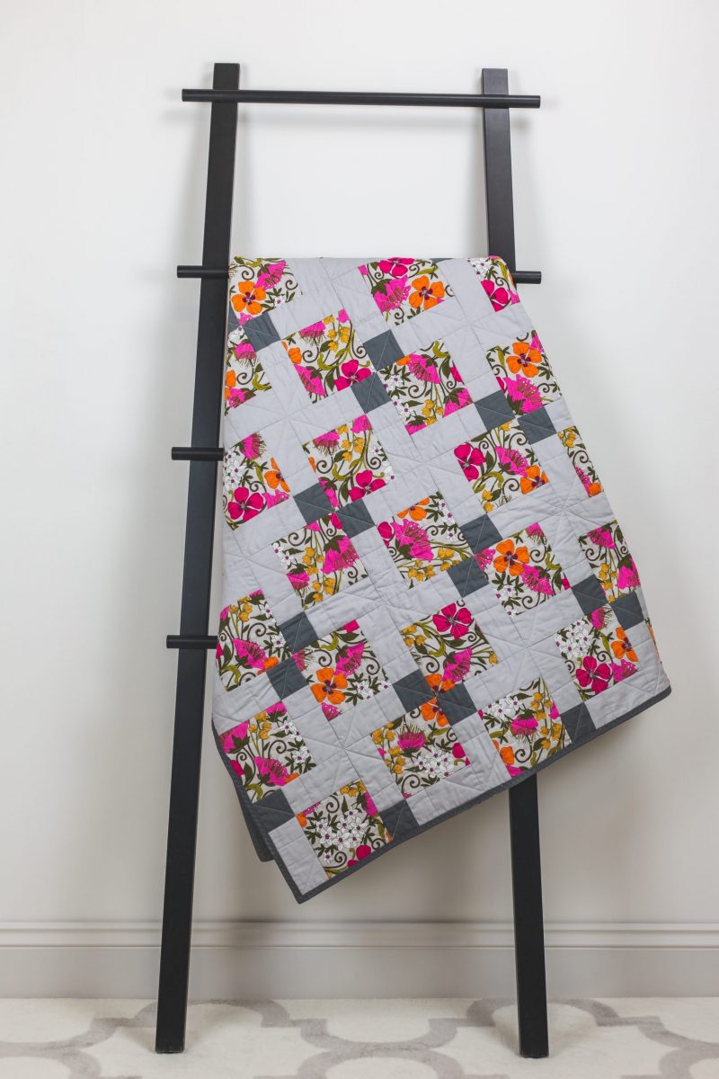 Modern pink and grey quilt - Image 4